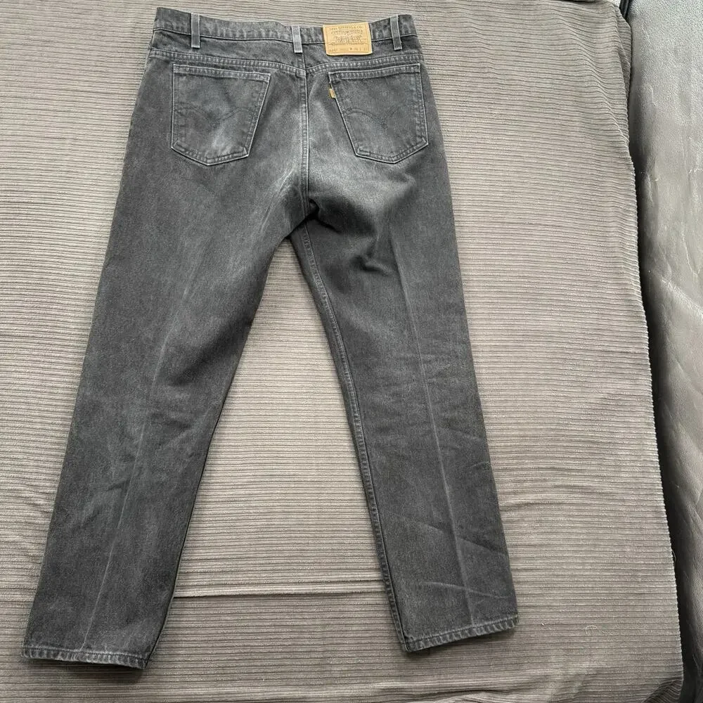 Levis please feel